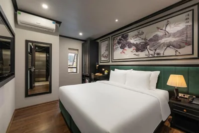 Habitación Doble o con 2 camas Deluxe con vistas a la ciudad — Embrace Boutique Hanoi Hotel
